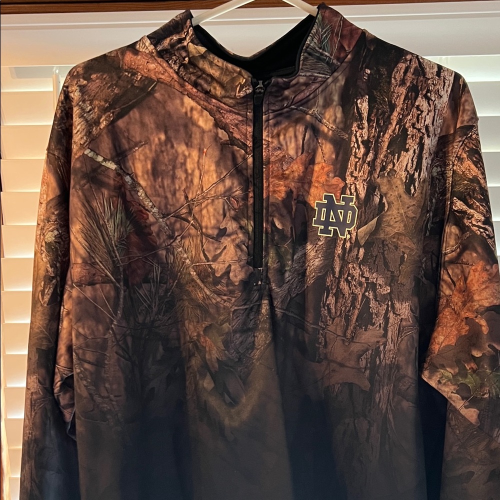 Men’s Colosseum Camouflage 1/4 zip with Notre Dame logo